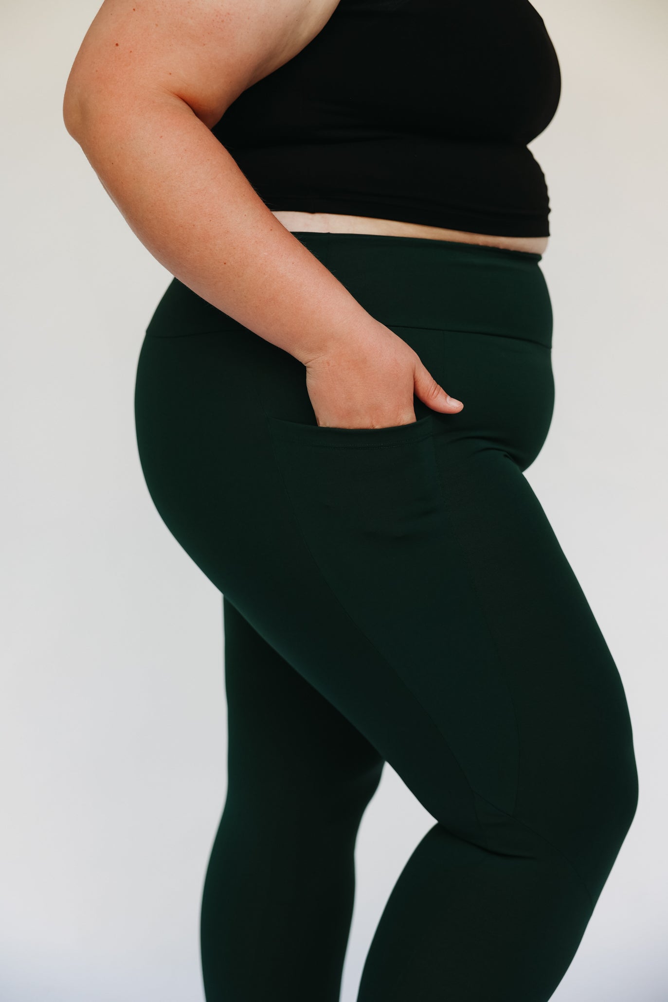 Ella Capri-Dark Green